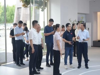 綠色建材產(chǎn)業(yè)鏈融鏈固鏈再發(fā)力！哈工大王代玉教授一行蒞臨天意機械、卓越精工考察調(diào)研